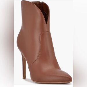 Nine West Tolate Pointed Toe Bootie – Brown Leather (Women’s 5.5M)